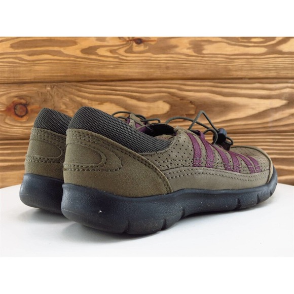 Clarks Size 6 Sneaker Brown Leather Medium Drawstring Women - Picture 6 of 11